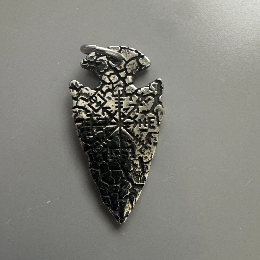 Arrowhead Point Pendant 24 Inch Stainless Steel Box Chain Viking Hunter Hunting